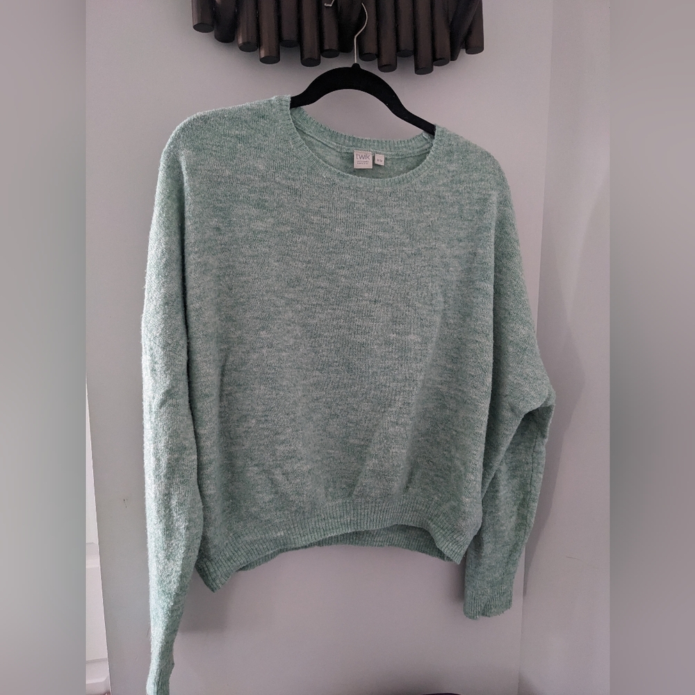 Simon's Women's Mint Green Teal Crew Neck Knit Sweater - Size US M